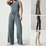 Desiree - Ärmelloser unifarbener Jumpsuit